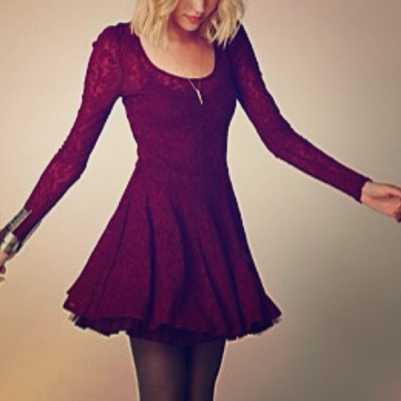 Free People Dresses & Skirts - Free People Floral Lace Fit and Flare Dress